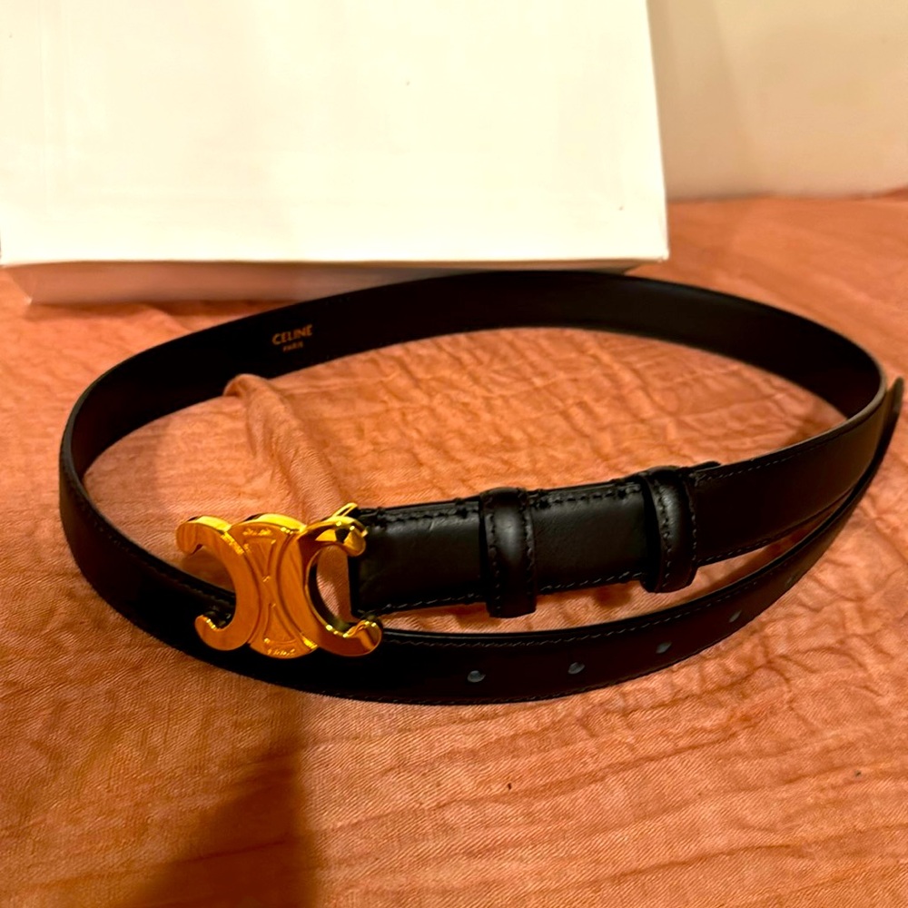 CELINE Medium Triomphe Belt Black with Gold Leather Hardware (80)